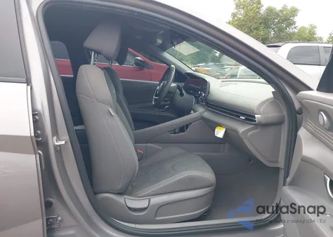 2022 Hyundai Elantra Sel z USA, uszkodzony, nr VIN KMHLS4AG0NU314818